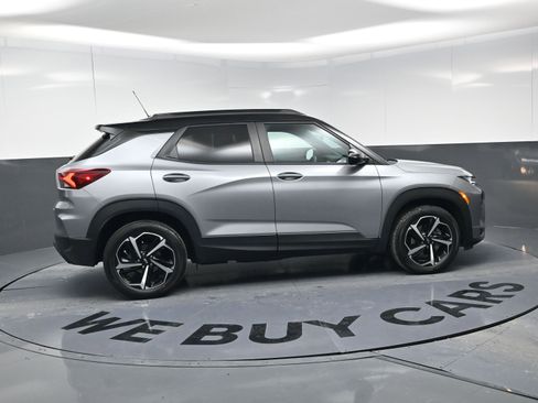 Certified 2023 Chevrolet TrailBlazer RS w/ Convenience Package image 10