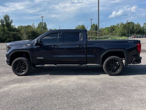 Used 2022 GMC Sierra 1500 Elevation w/ Elevation Premium Package AWD/4WD image 4