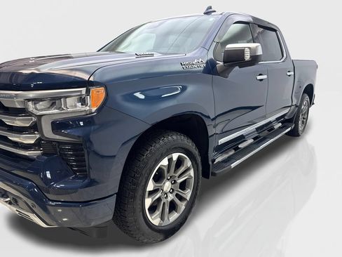 Used 2023 Chevrolet Silverado 1500 High Country w/ Technology Package AWD/4WD image 11