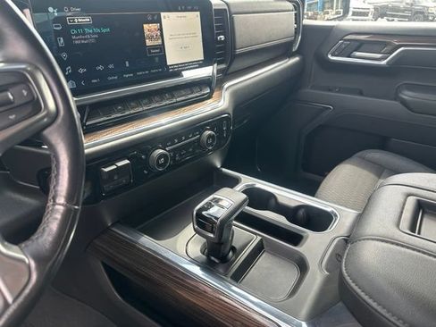 Certified 2022 Chevrolet Silverado 1500 RST AWD/4WD image 25