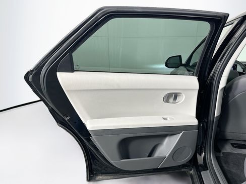 Used 2024 Hyundai Ioniq 5 SEL RWD image 26