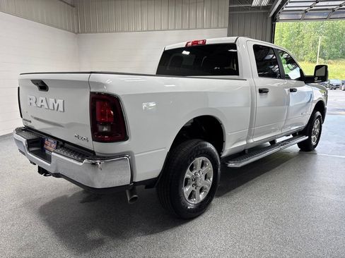 Used 2026 RAM 2500 Big Horn AWD/4WD image 7