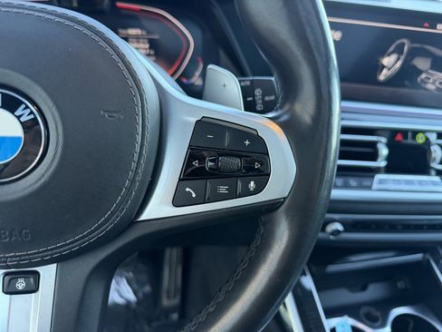 Used 2019 BMW X7 xDrive50i w/ M Sport Package image 19