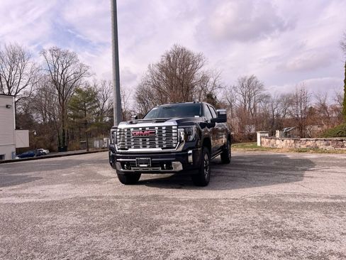 New 2026 GMC Sierra 2500 Denali w/ Denali Reserve Package image 1