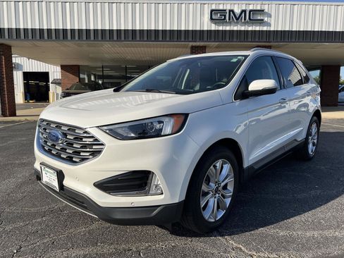 Used 2022 Ford Edge Titanium image 11