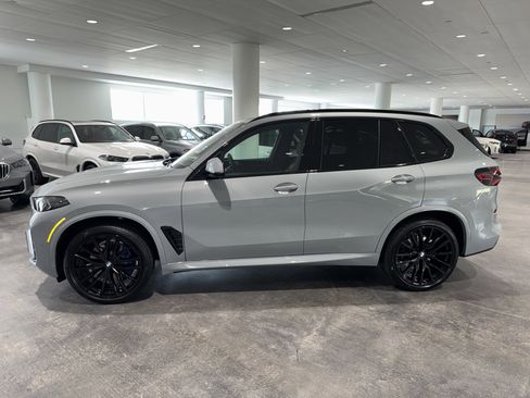 New 2026 BMW X5 sDrive40i w/ M Sport Package RWD image 4