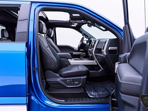 Used 2017 Ford F150 Lariat w/ Equipment Group 502A Luxury AWD/4WD image 46