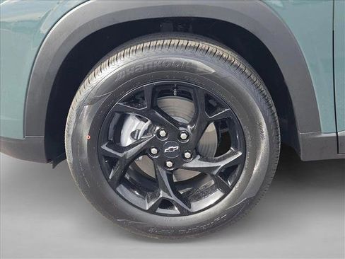 New 2026 Chevrolet Trax LT w/ Driver Confidence Package image 10