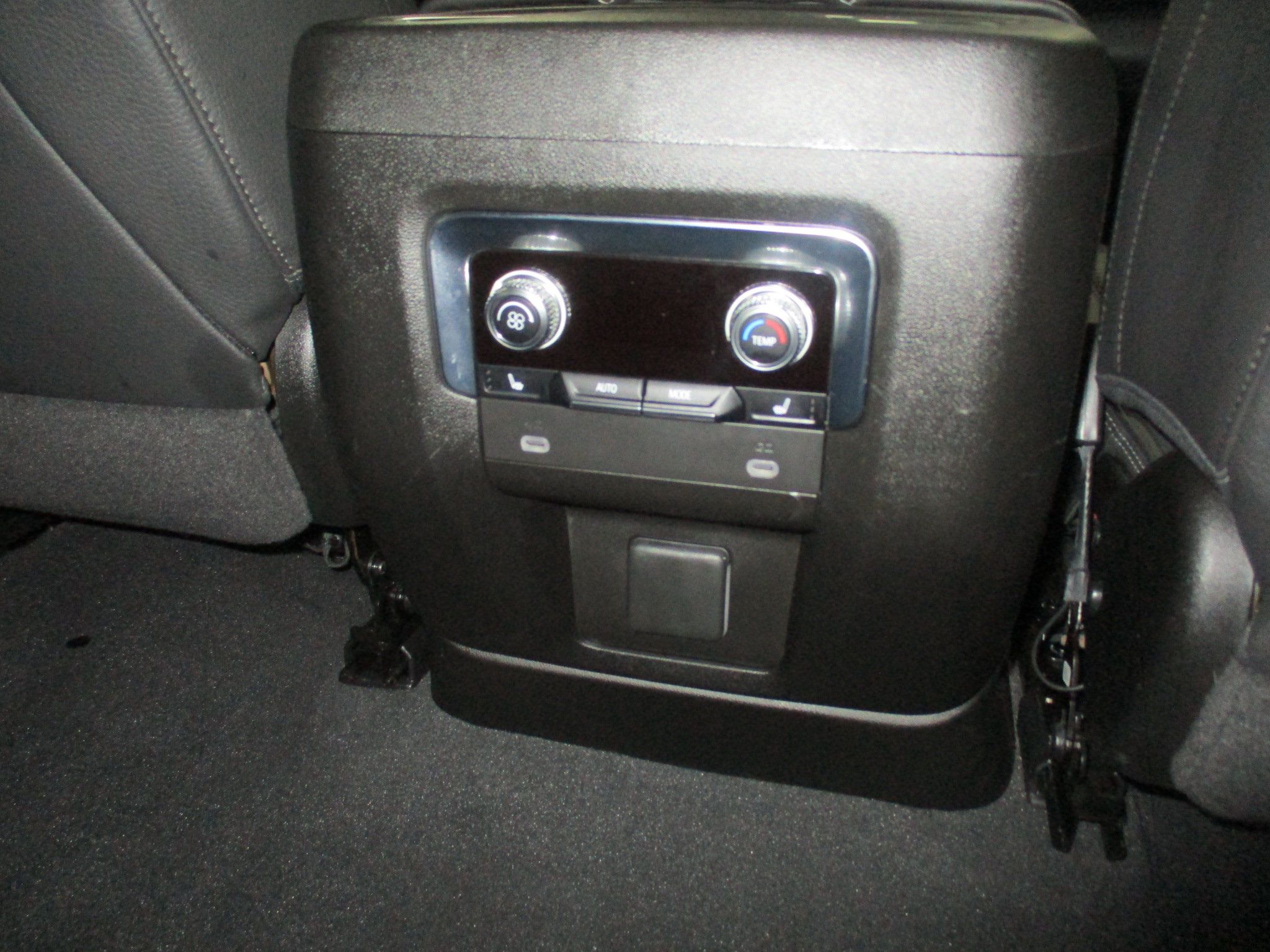 Certified 2023 GMC Yukon XL Denali AWD/4WD image 20