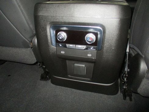 Certified 2023 GMC Yukon XL Denali AWD/4WD image 20