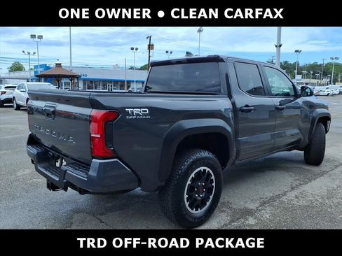 Used 2025 Toyota Tacoma TRD Off-Road AWD/4WD image 3
