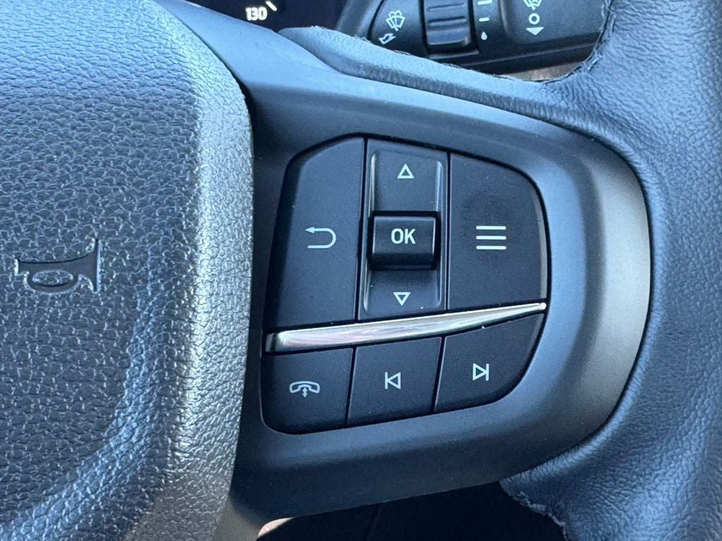 New 2024 Ford Ranger Lariat RWD image 9