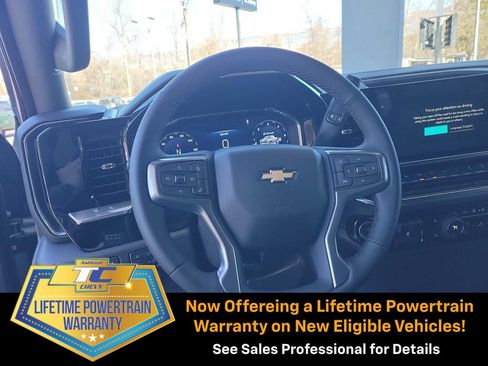 New 2025 Chevrolet Silverado 1500 LT w/ Z71 Off-Road Package image 34