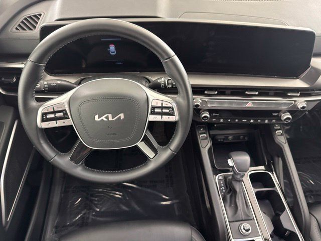 Certified 2025 Kia Telluride S FWD image 24