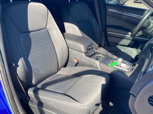 Used 2020 Chrysler 300 Touring w/ Sport Appearance Package image 23