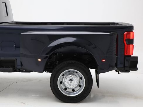 Used 2024 Ford F450 Platinum image 8