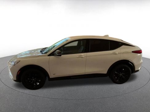 Used 2025 Buick Envista Sport Touring image 9