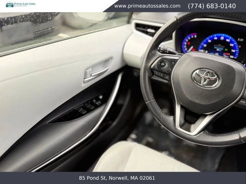 Used 2019 Toyota Corolla XSE FWD image 20