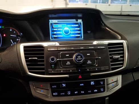 Used 2015 Honda Accord Sport image 18