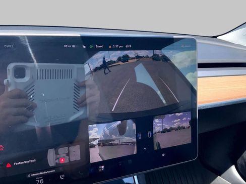Used 2020 Tesla Model 3 Standard Range RWD image 26