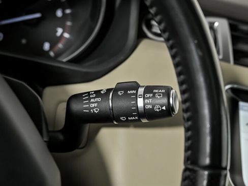 Used 2017 Land Rover Range Rover Sport image 27