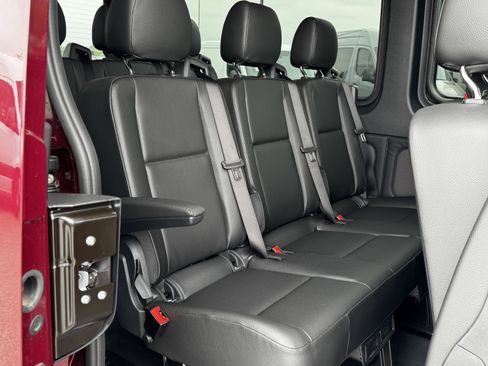 New 2025 Mercedes-Benz Sprinter 2500 image 17