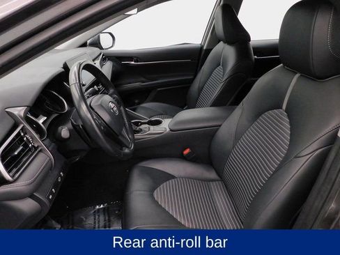 Used 2024 Toyota Camry SE image 25