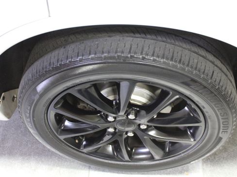 Used 2018 Dodge Durango GT w/ Premium Group image 37