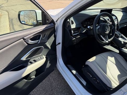 Certified 2025 Acura RDX Base image 13