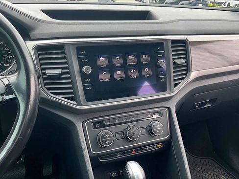 Used 2018 Volkswagen Atlas SE image 6
