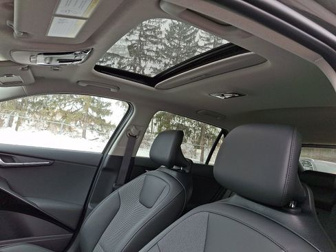 New 2026 Kia Niro EX w/ EX Premium Package image 14