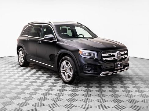 Used 2023 Mercedes-Benz GLB 250 4MATIC image 7