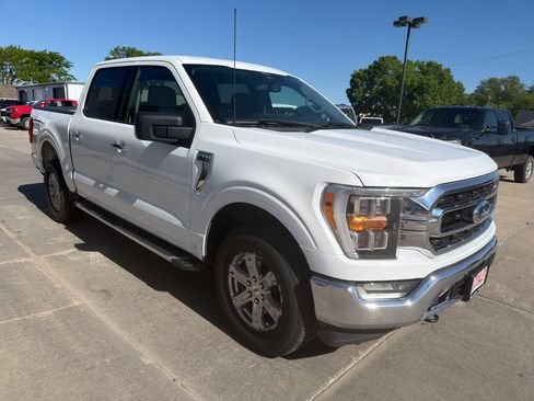 Used 2022 Ford F150 XLT w/ Equipment Group 302A High AWD/4WD image 2