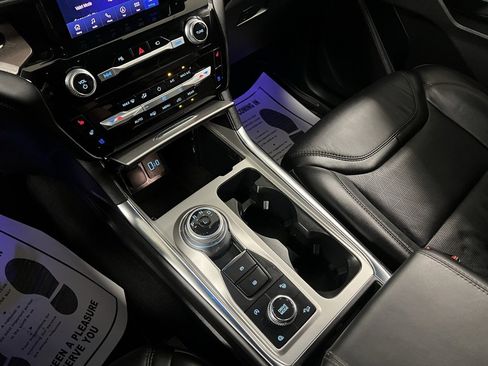 Used 2022 Ford Explorer Platinum w/ Equipment Group 601A image 48