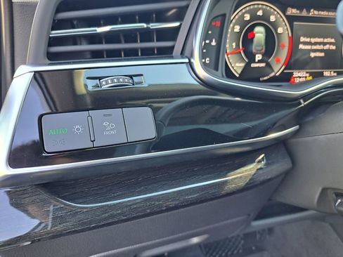 Used 2022 Audi Q7 3.0T Premium Plus image 22