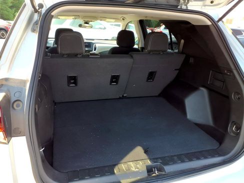 Used 2022 Chevrolet Equinox LT FWD image 5