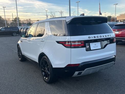 Used 2020 Land Rover Discovery Landmark image 6