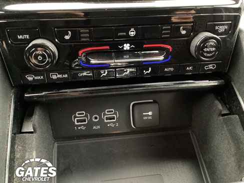 Used 2022 Jeep Grand Cherokee L Laredo AWD/4WD image 20