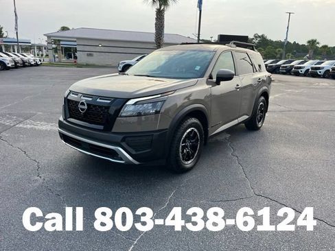 Used 2024 Nissan Pathfinder Rock Creek AWD/4WD image 35