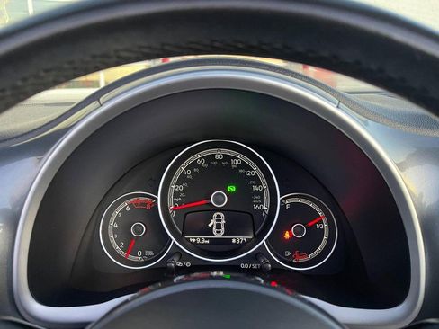 Used 2019 Volkswagen Beetle 2.0T S image 16