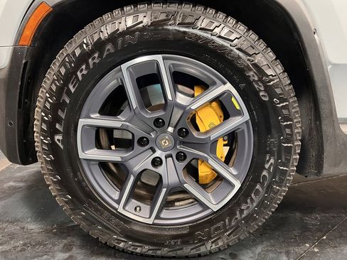 Used 2023 Rivian R1T Adventure image 26