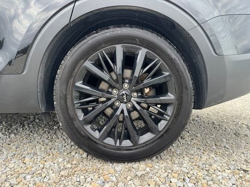 Used 2022 Kia Telluride SX w/ Towing Package AWD/4WD image 16