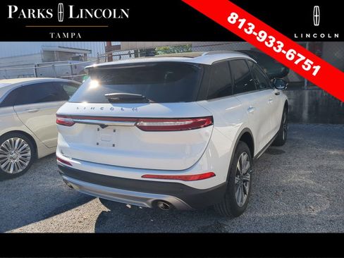 Used 2022 Lincoln Corsair Reserve w/ Equipment Group 201A image 8