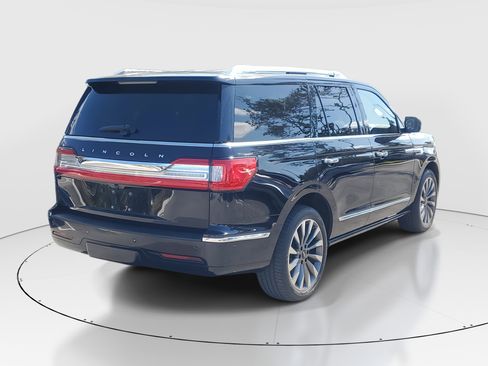 Used 2019 Lincoln Navigator Select w/ Technology Package image 7