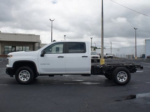 Used 2024 Chevrolet Silverado 3500 W/T w/ WT Fleet Convenience Package image 9