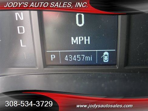 Used 2018 Chevrolet Silverado 1500 W/T w/ Trailering Package RWD image 13