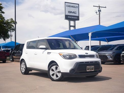 Used 2016 Kia Soul image 1