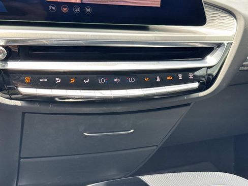 Used 2025 Cadillac Lyriq Luxury w/ LPO, Floor Liner Package AWD/4WD image 22