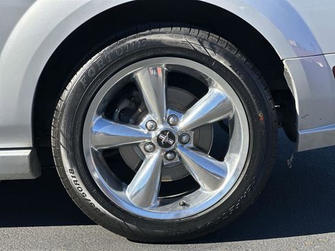 Used 2007 Ford Mustang GT Premium image 8