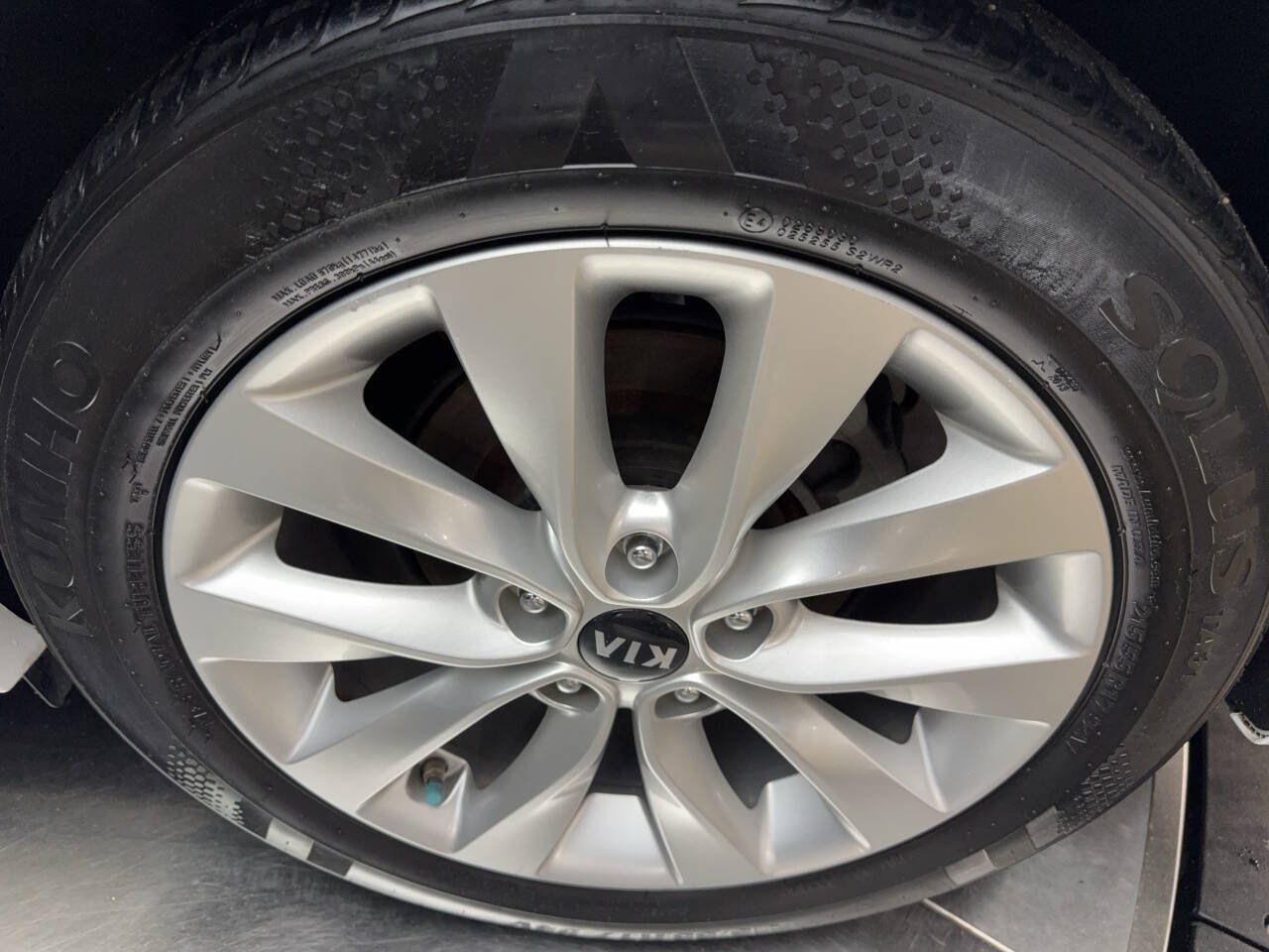 Used 2017 Kia Optima EX w/ Premium Package FWD image 25